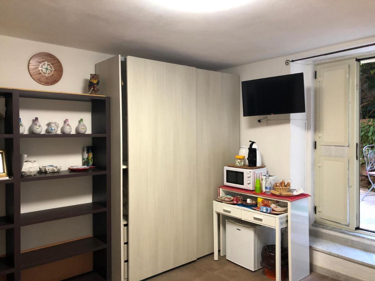 Arenada Private Rooms&Apartment sud Cagliari Bagian luar foto