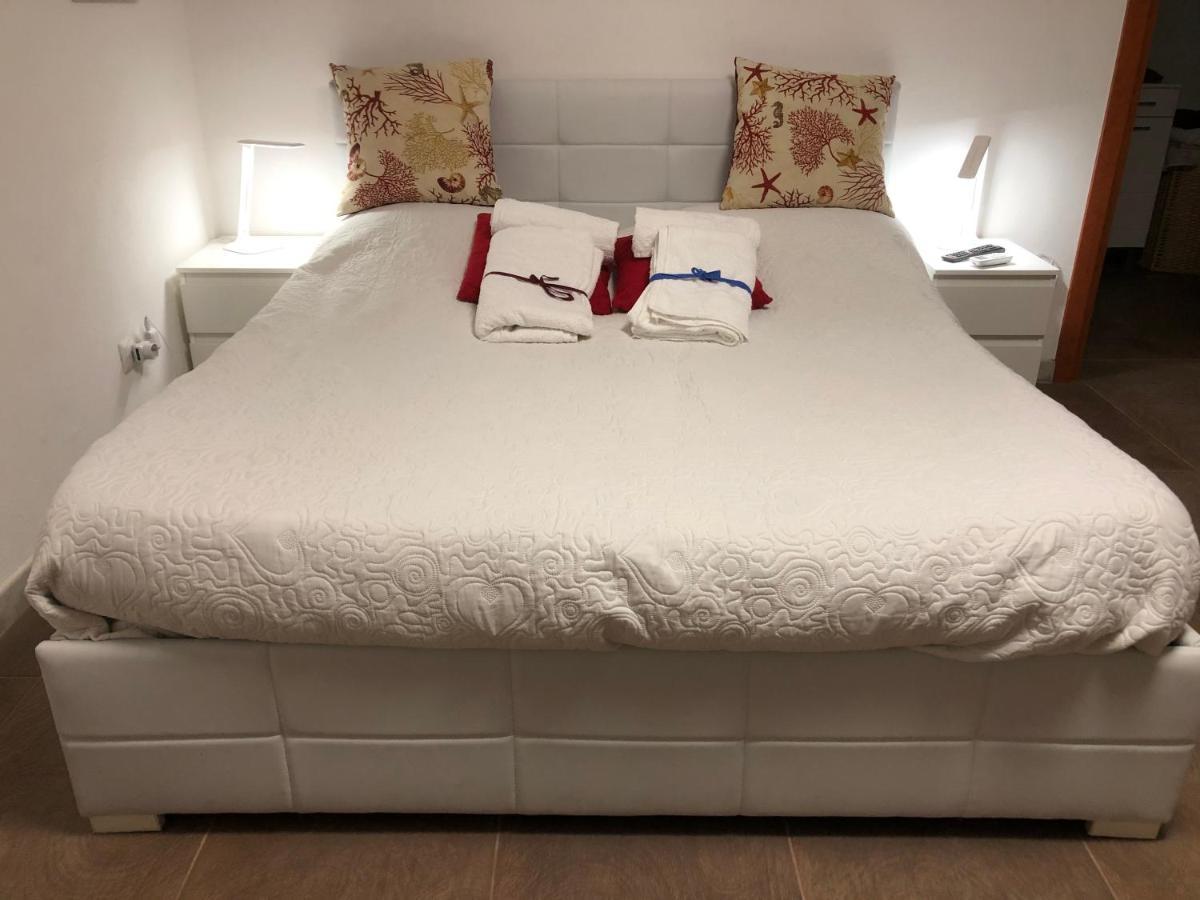 Arenada Private Rooms&Apartment sud Cagliari Bagian luar foto